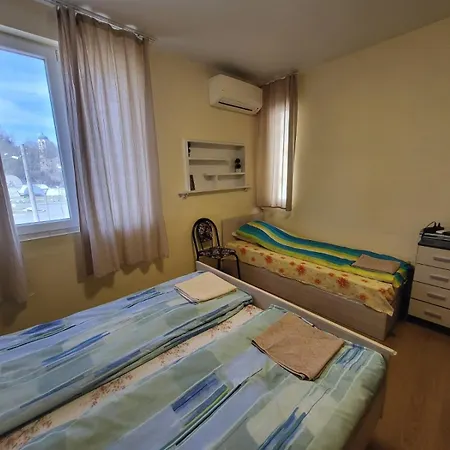 ゲストハウス East Gate Guest *